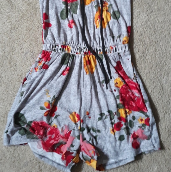 Front Tie Romper/SOLD - Picture 4 of 6